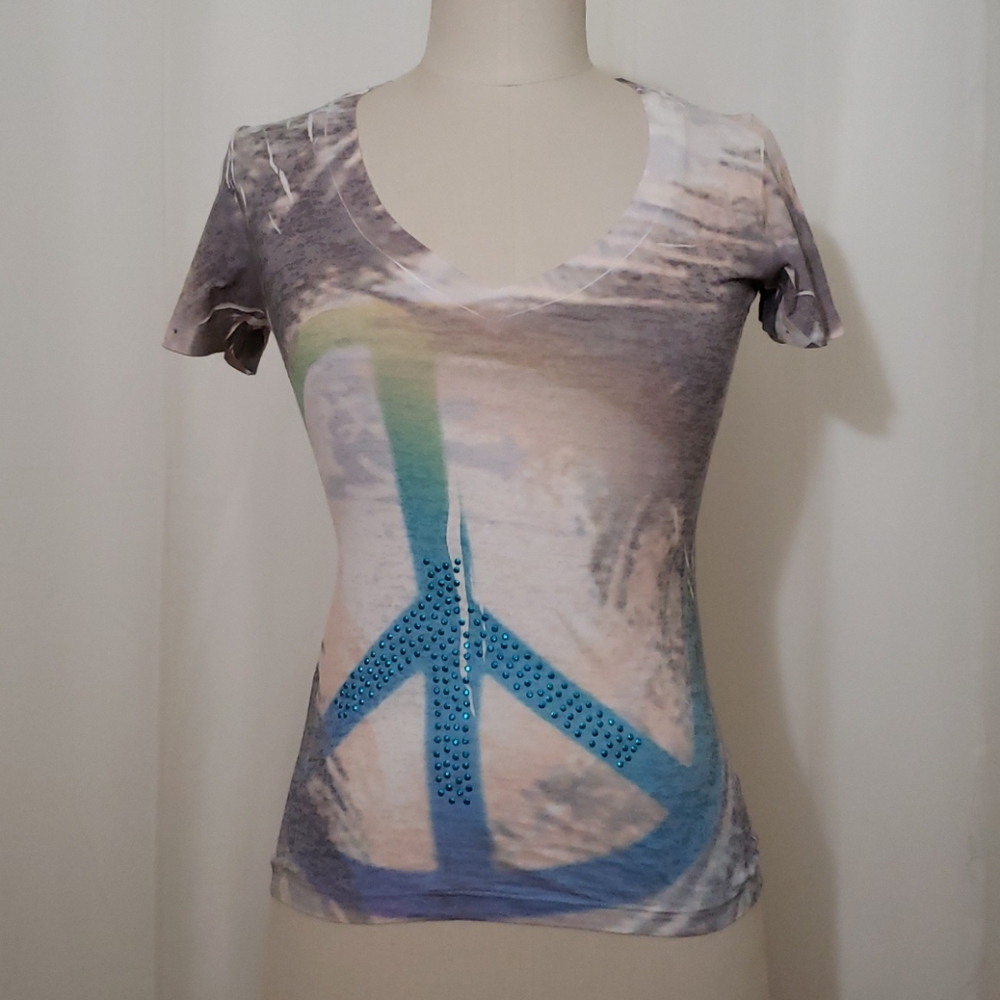 Wet Seal Peace Sign Tshirt, Small